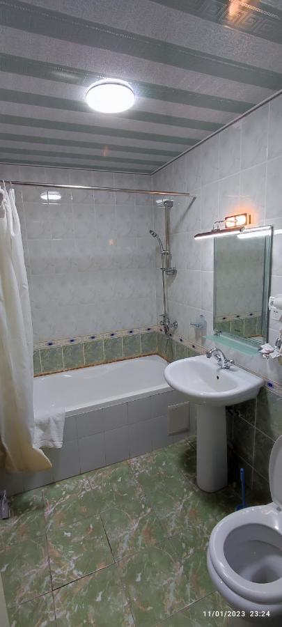 Nasyuqel Hotell Bukhara Eksteriør bilde